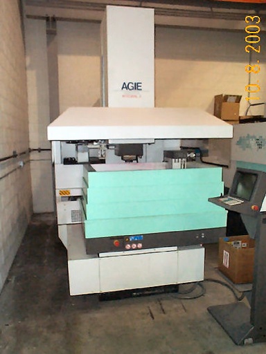 AGIE INTEGRAL 3,64 Amp,28 ATC,19.68 X,13.78 Y,19.68 Z,31.4 X 23.62 TABLE,1996