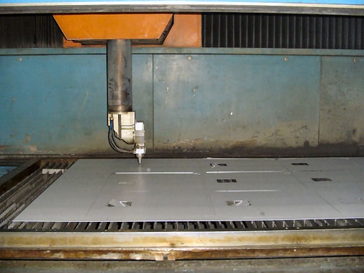 PRIMA RAPIDO PRC 2200,5 AXIS, 2- 60 X 120 TABLES, 2400 WATTS,1/4 STEEL, 1996