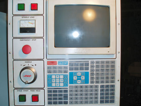 HAAS HL-4, HAAS CNC,10 Chk,2 1/2 BAR,3500 RPM,39 CC,30 HP,TAILSTOCK, 1997