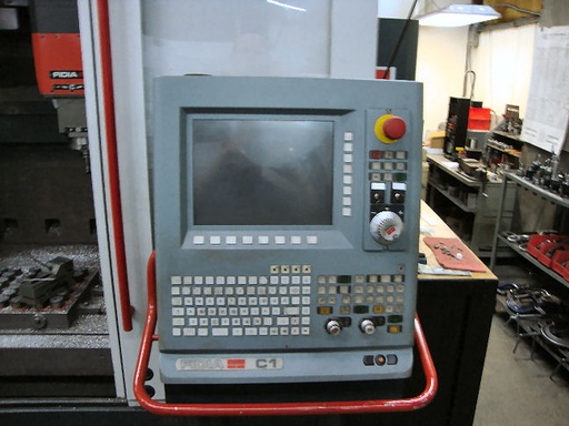 39.37 X, 23.622 Y, 19.685 Z, FIDIA K165,5 AXIS,24 ATC,30,000 RPM,FIDIA M2,2002