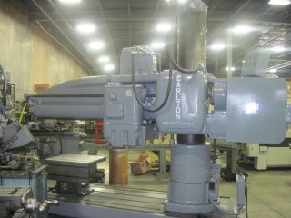 6' x 15 , CARLTON,15-1500 RPM,12 SPINDLE TRAVEL,PWR CLAMPING/ELEVATION, 1958