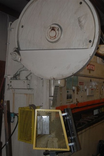 90 Ton CINCINNATI 90 TON, LIGHT CURTAINS, 3 STROKE