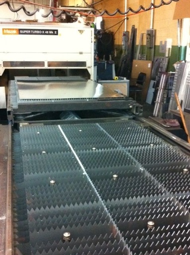 MAZAK MARK II,5' x 10'table, NEW SHUTTLE TABLES,2500 WATTS, 2005