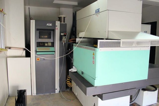 AGIE 150HSS, AGIE CNC/CRT, 32 X,22 Y,10 Z,TAPER,SUBMERSIBLE, 1998