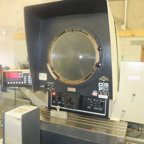 14 OGP MODEL XL-14S- SURFACE ILLUM.,8 X 32 TABLE,12 X,9 Y,DRO,10X,20X,50X