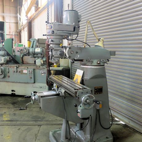 YCM 1 1/2 VA SUPERMAX,9 x 42 TABLE,29 X,12 Y,16 KNEE,5 QUILL,2720 RPM, R-8 TPR