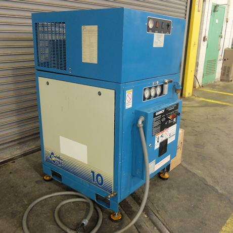 39 CFM, 175 PSI, QUINCY, No. QMB-T, 10 HP, BUILT IN DRYER, AUTO DIAL CONT.,2004