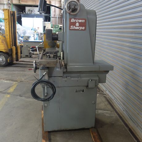 6 x 12 , BROWN & SHARPE MODEL 612,HAND FEED,6X 12 WALKER CHUCK, LEVER OPER TBLE