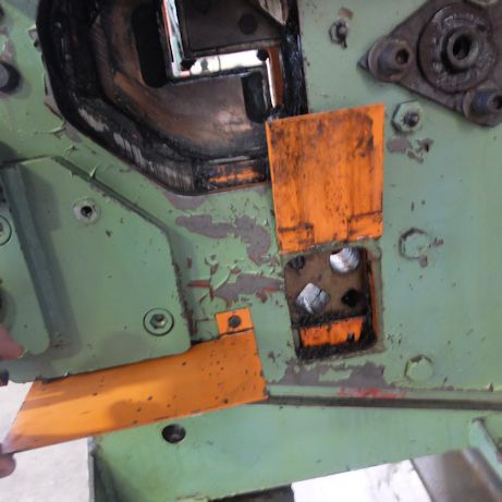 38 TON PEDDINGHAUS,9/16 IN 3/8,1 1/4 IN 3/16,FLAT SHEAR 4 X3.8 1978,