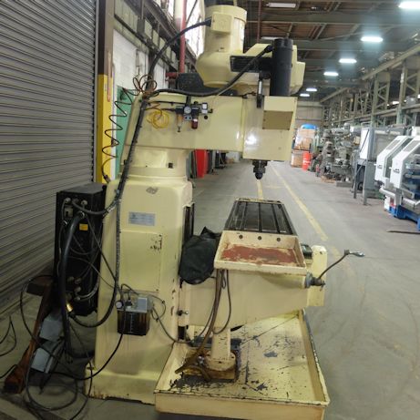 SAIELO SNV-3,ANILAM 3300 MK CNC/CRT,13 X42 TABLE,30 X,13 Y,5 Z,4200 RPM, 1991