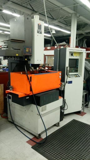 CHARMILLES ROBOFORM 20A,32 Amp,AUTO ELECT CHANGER,11.8 X,9.8 Y,Z, 1998