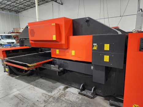 20 Ton, AMADA PEGA 255, FANUC 18P,31 STATION,3 AI, 2002