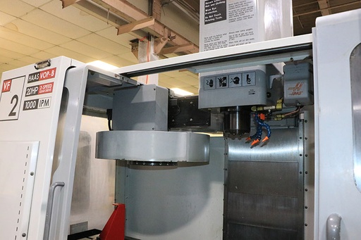 30 X, 16 Y, 20 Z, HAAS VF-2B, 2005,7500 RPM,20 ATC, CAT 40,4 AXIS, RIGID, 2005