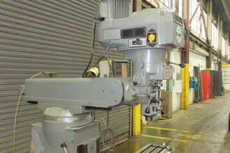 FTV-2 LAGUN, 10 x 50 table,33 X,16 Y,16 KNEE,5 QUILL,4200 RPM,R-8,DRO,X,YSERVO